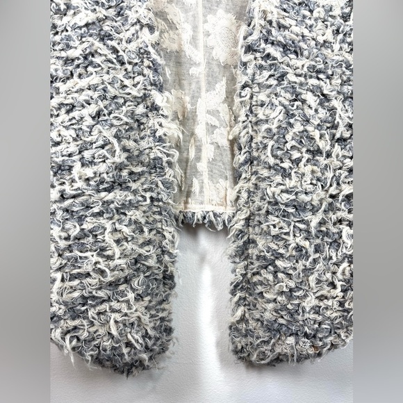 Free People Fur Away Boho Vest Top Wool Blend Size Medium - Picture 4 of 10